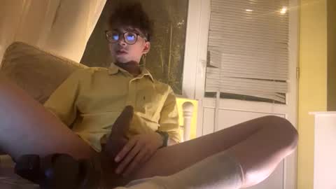 Allen Biju online show from April 12, 2:37 am