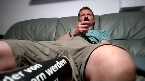 alles594462 online show from September 21, 3:50 am