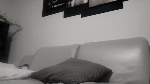 alles594462 online show from March 4, 4:27 am