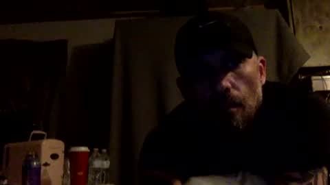 Snapshot of allitrunnin chatting on October 21, 3:09 am allitrunnin online show from October 21, 3:09 am