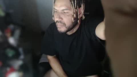 Snapshot of aloha_king chatting on January 10, 4:12 am simplyfaded online show from January 10, 4:12 am