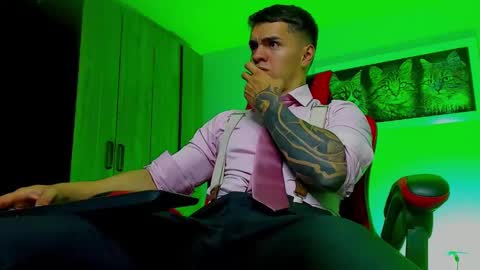 Snapshot of alpha_dominus_ chatting on September 9, 4:23 am alpha_dominus_ online show from September 9, 4:23 am