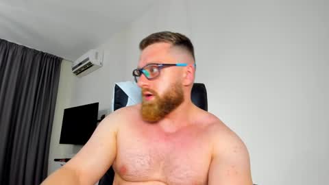 Alphaalexxx Lets reach Me 100 thumbs up online show from May 18, 4:33 pm
