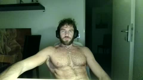 alphah_hunk online show from October 23, 6:44 pm