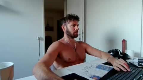 alphah_hunk online show from March 22, 5:07 pm