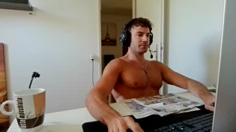 alphah_hunk online show from June 18, 9:14 am