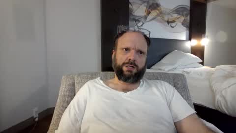 Foreverquizzical online show from June 11, 4:10 am