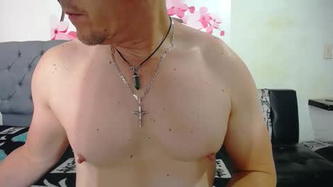 Snapshot of amaya_627 chatting on December 22, 5:10 pm AMAYA online show from December 22, 5:10 pm