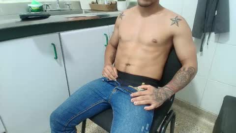 Sebas online show from November 14, 3:02 pm