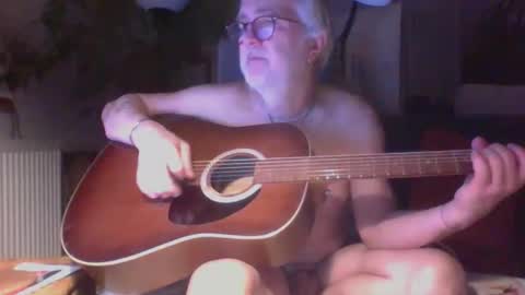 Amberr11 online show from November 28, 12:36 am