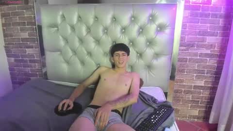 amethystshadow online show from October 20, 4:33 pm