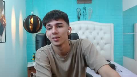 amethystshadow online show from April 14, 4:01 am