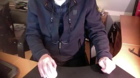 Amor2200 online show from December 4, 7:01 pm