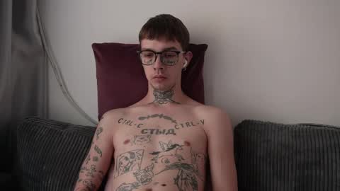 simon online show from April 9, 11:55 pm