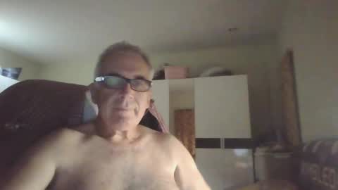 Snapshot of andaman58 chatting on December 8, 12:30 pm andaman58 online show from December 8, 12:30 pm