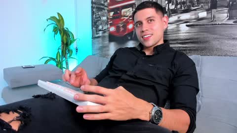 Snapshot of ander_perez chatting on January 14, 5:34 pm ANDER online show from January 14, 5:34 pm