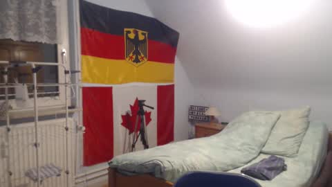 Andre online show from December 7, 9:33 pm