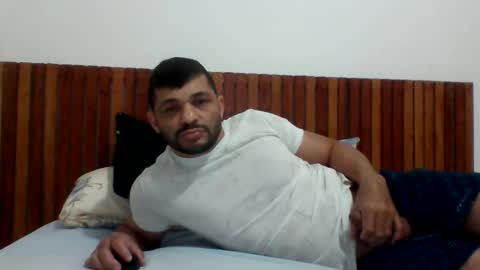 andreloko123 online show from November 25, 1:29 am