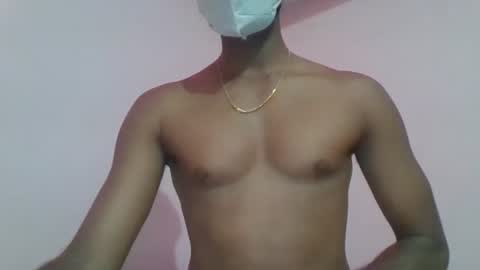 Snapshot of andres01_ chatting on October 9, 3:50 pm andres01_ online show from October 9, 3:50 pm