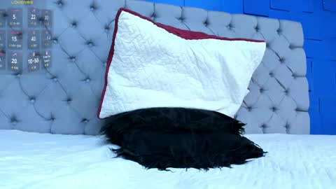 insta andres clark  online show from April 16, 8:09 pm