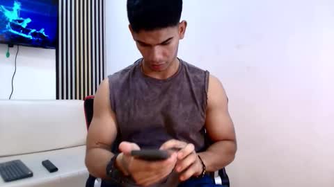 andres_stud online show from March 2, 4:01 am