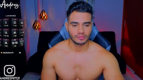 Snapshot of andresfiit chatting on December 24, 5:38 am Andres online show from December 24, 5:38 am