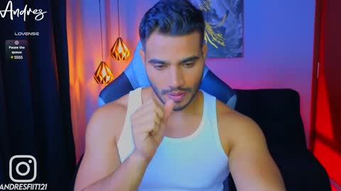 Snapshot of andresfiit chatting on February 7, 3:13 am Andres online show from February 7, 3:13 am