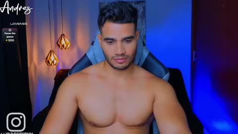 Snapshot of andresfiit chatting on March 4, 5:32 am Andres online show from March 4, 5:32 am