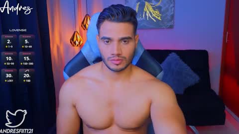 Snapshot of andresfiit chatting on December 7, 11:12 pm Andres online show from December 7, 11:12 pm