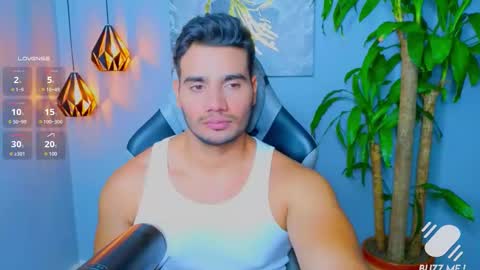 Snapshot of andresfiit chatting on September 15, 12:02 am Andres online show from September 15, 12:02 am