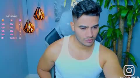 Snapshot of andresfiit chatting on September 21, 9:26 pm Andres online show from September 21, 9:26 pm