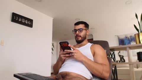 ANDREW WEST online show from March 18, 2:20 pm