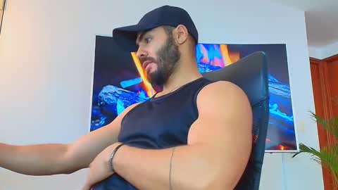 Snapshot of andrew_west_ chatting on March 8, 12:39 pm ANDREW WEST online show from March 8, 12:39 pm