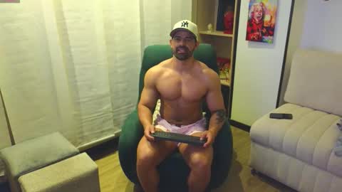 Snapshot of andrewfame chatting on September 15, 2:36 am Andrew online show from September 15, 2:36 am