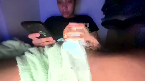 Snapshot of andrewhdez chatting on March 5, 5:50 am Andrew online show from March 5, 5:50 am