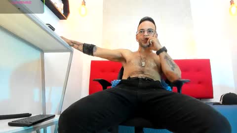   online show from November 18, 7:39 pm