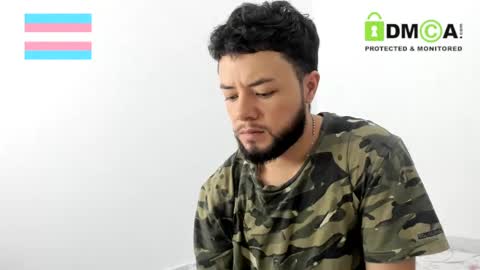 hugeclit  online show from January 19, 7:15 pm