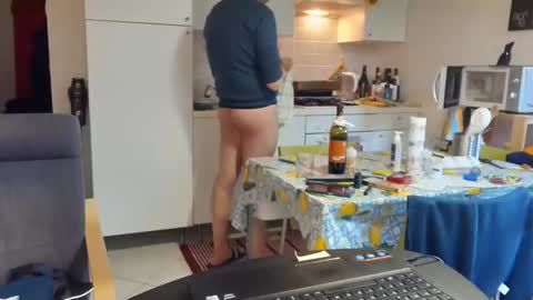 androx77 online show from April 6, 5:25 pm