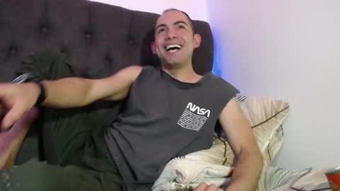 andy_magic_ online show from October 2, 9:52 pm