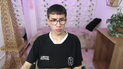 Andy online show from April 1, 3:41 am