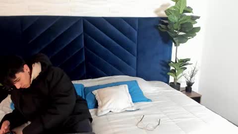 Andy Joy  online show from October 18, 10:53 am