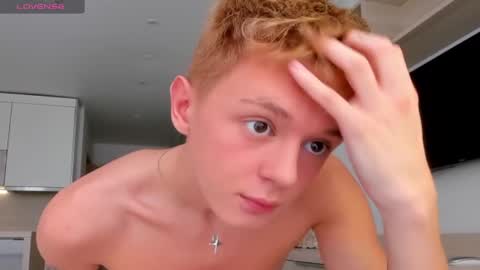 angel_andreww online show from March 4, 11:29 am