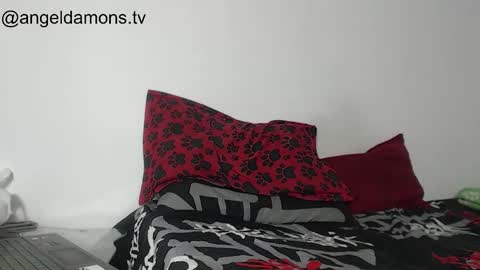 Angel Damons online show from January 31, 7:11 pm