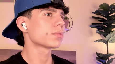 Angel online show from February 28, 7:07 am