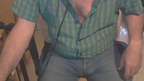 Snapshot of angelgarcia269 chatting on March 3, 11:49 am angelgarcia269 online show from March 3, 11:49 am