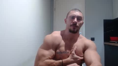  ------- SEX SHOW WITH GUYS AND GIRLS  MUSCLE SHOW online show from October 19, 2:53 pm