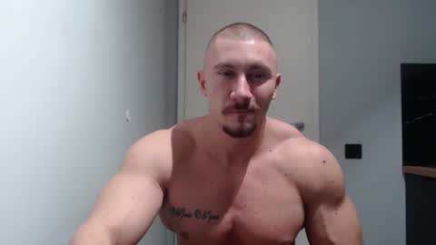  ------- SEX SHOW WITH GUYS AND GIRLS  MUSCLE SHOW online show from December 29, 3:13 pm