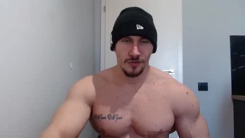  ------- SEX SHOW WITH GUYS AND GIRLS  MUSCLE SHOW online show from February 12, 11:18 am