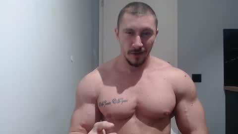  ------- SEX SHOW WITH GUYS AND GIRLS  MUSCLE SHOW online show from March 10, 5:50 pm