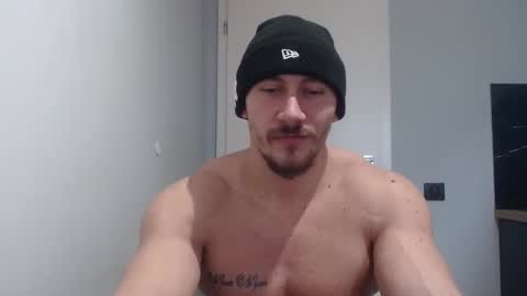  ------- SEX SHOW WITH GUYS AND GIRLS  MUSCLE SHOW online show from January 23, 9:29 am